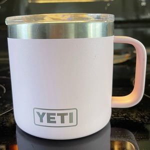 Yeti Mug with lid